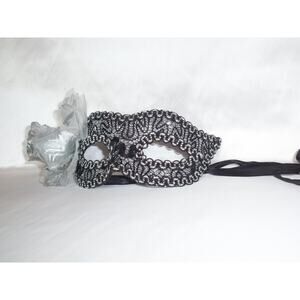 Black mask, venetian masquerade mask, prom party halloween Costume bridal mask